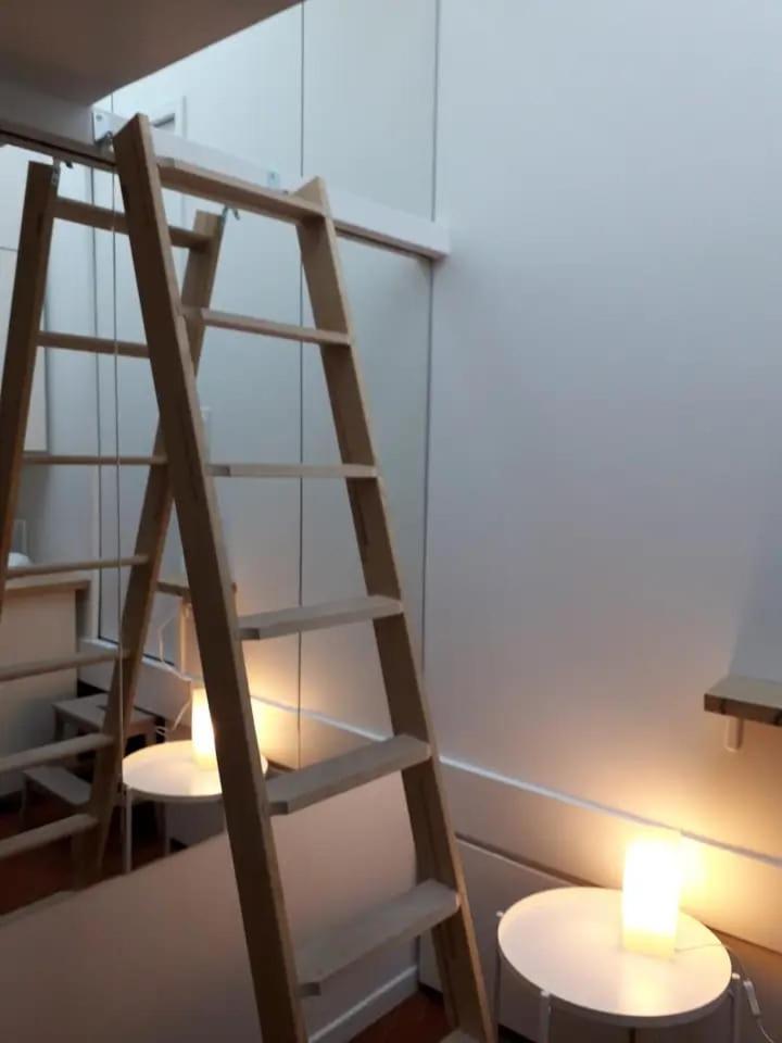 Appartement Coeur De Notre Dame Equipe Type Dernier Etage Ascenseur Climatisation Parijs